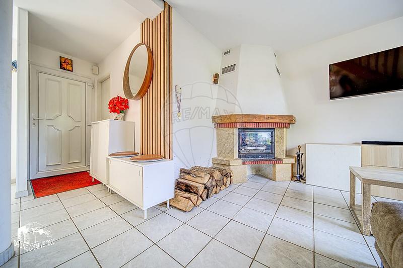 Maison - 85 m² - 5 pièces