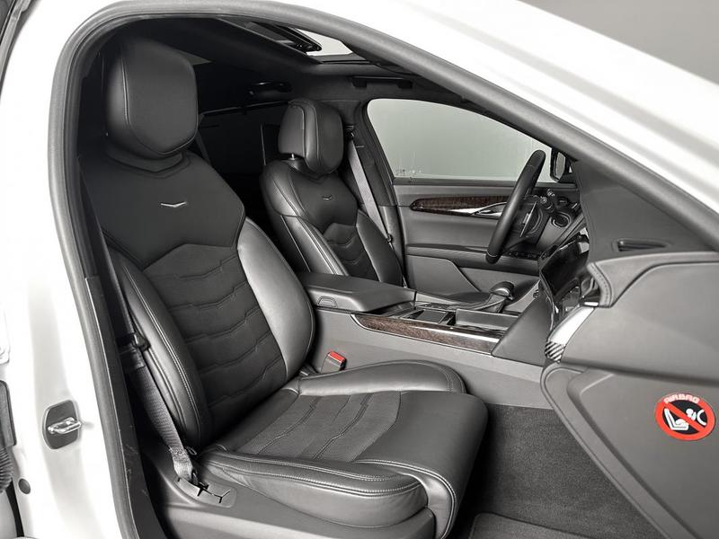 Cadillac Ct6 Luxury 3.0 V6 417ch Awd 4 Roues Motrices At8 Ja20p Bose T.O Sieges Chauf Ventiles Hud