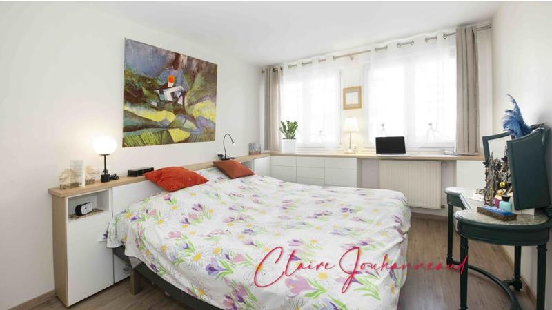 Appartement - 98 m² - 4 pièces