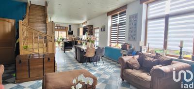 Maison - 185 m² - 8 pièces