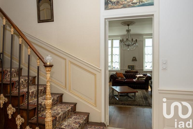 Maison - 422 m² - 10 pièces