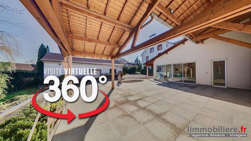 Maison - 369 m² - 12 pièces