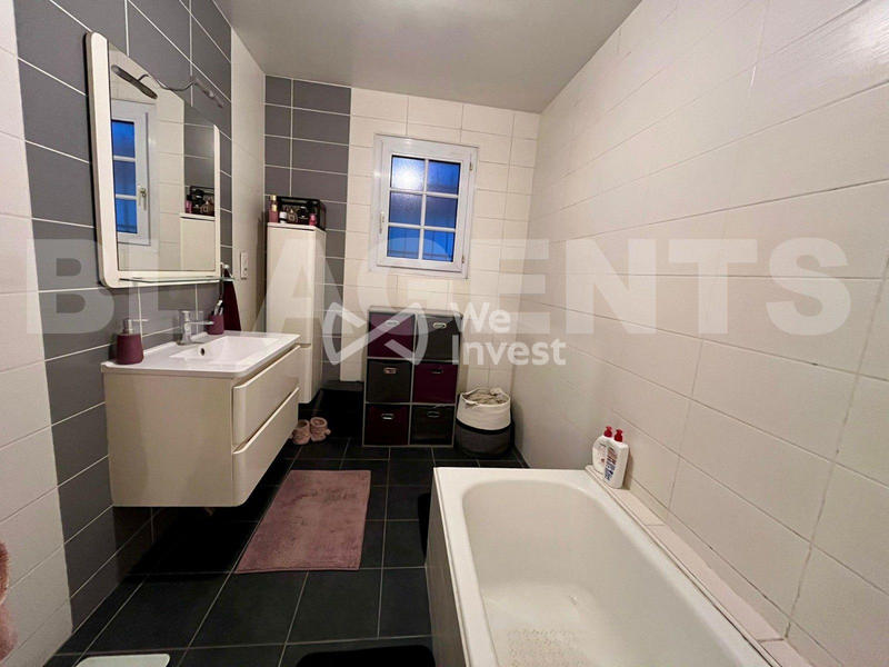 Maison - 86 m² - 4 pièces