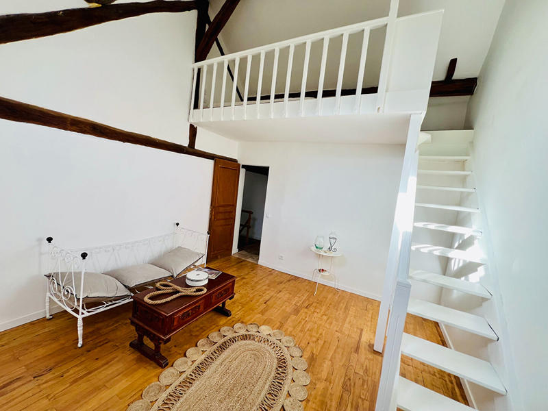 Maison - 196 m² - 8 pièces