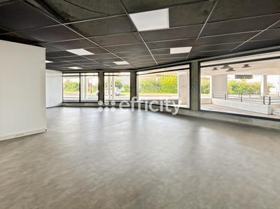 Bureau - 115 m² - 2 pièces