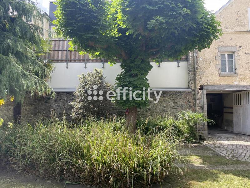 Maison - 404 m² - 14 pièces