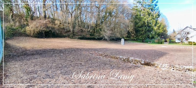 Terrain constructible - 1 676 m²