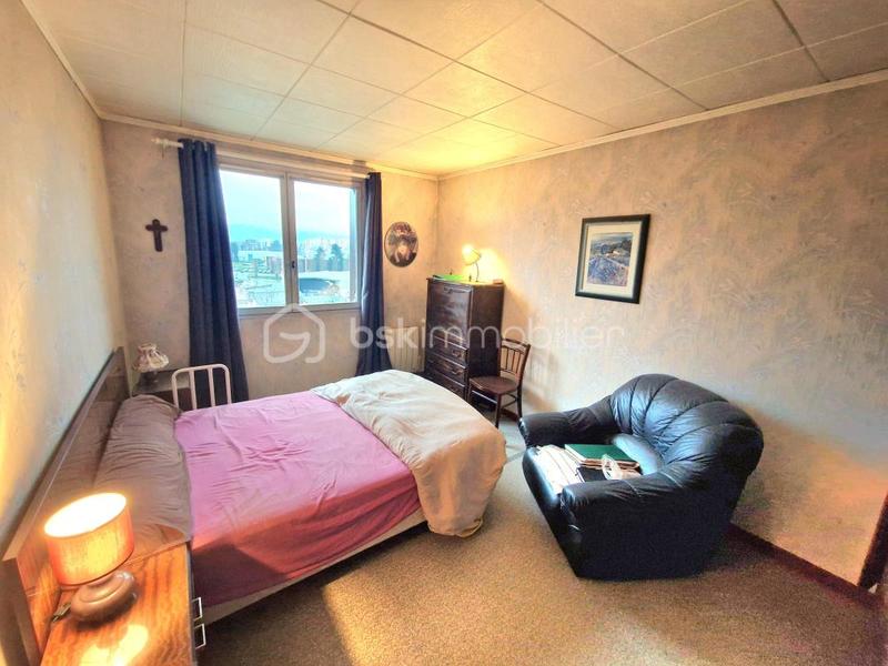 Maison jumelée - 90 m² - 5 pièces