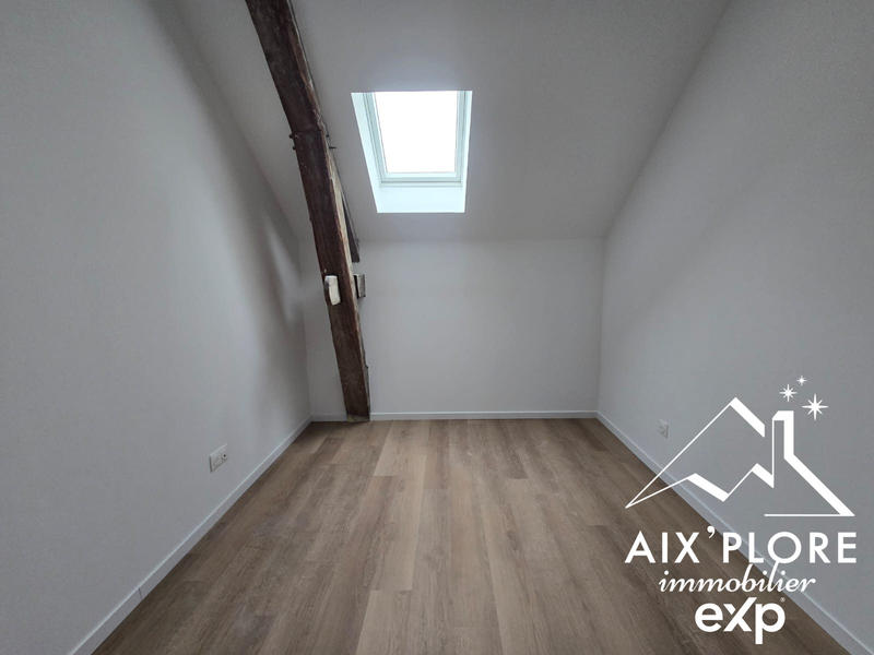 Appartement - 87 m² - 4 pièces