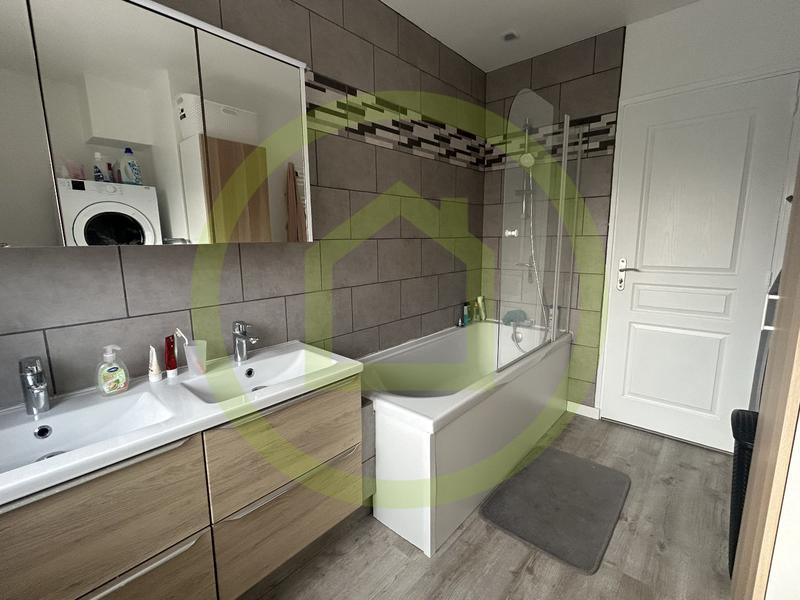 Maison - 87 m² - 4 pièces