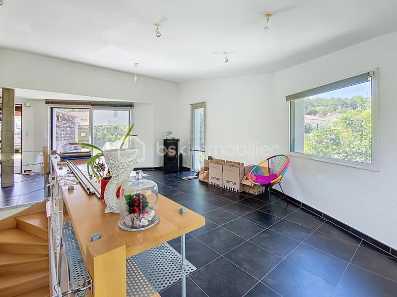 Maison - 90 m² - 4 pièces