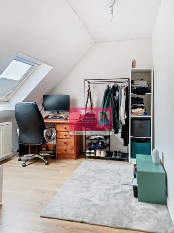 Maison - 95 m² - 5 pièces