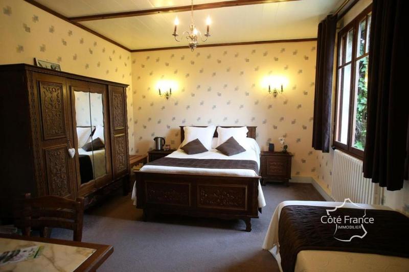 Local commercial - 739 m²