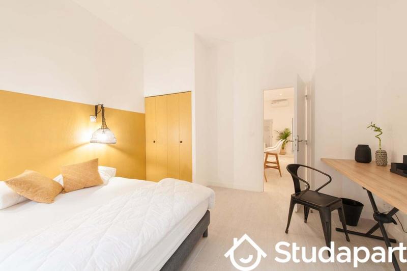 Chambre - 15 m² - 1 pièce