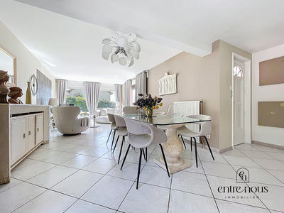 Maison - 133 m² - 6 pièces