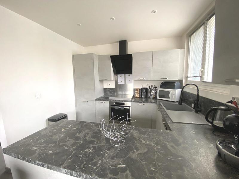 Maison - 75 m² - 5 pièces