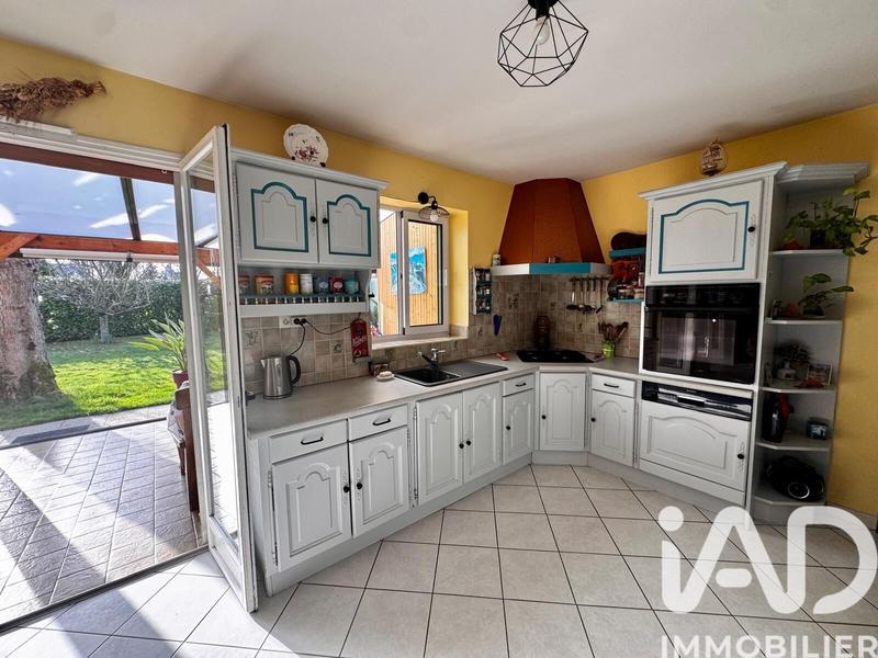 Maison - 137 m² - 7 pièces