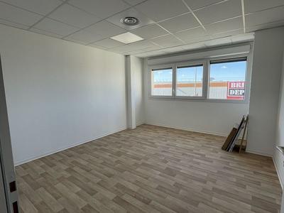 Bureau - 12 m² - 1 pièce