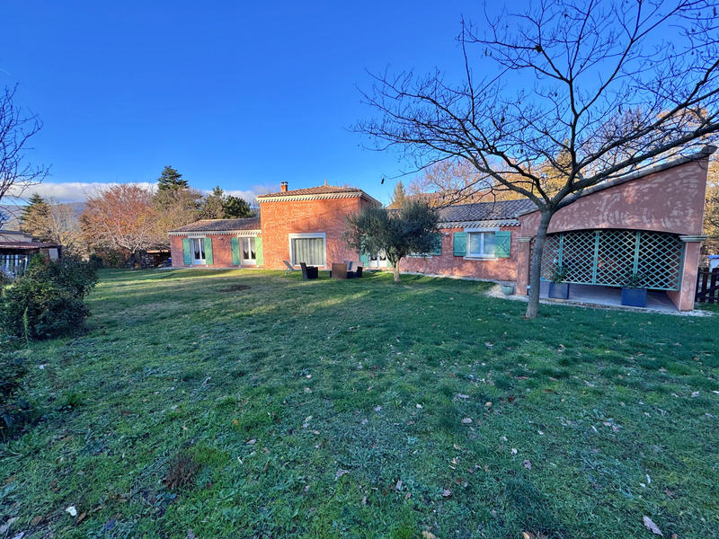 Villa - 153 m² - 5 pièces