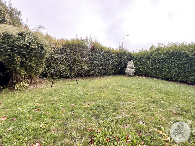 Maison - 187 m² - 9 pièces