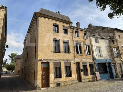 Maison de ville - 155 m² - 5 pièces