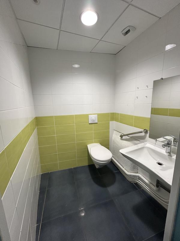 Local commercial - 120 m²