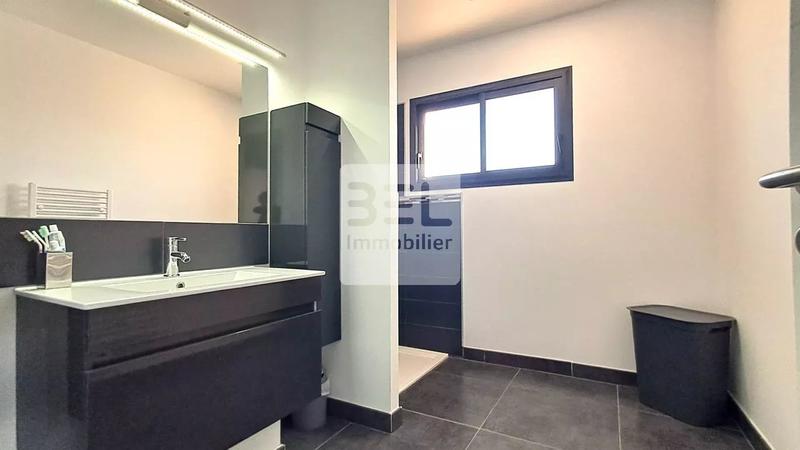 Villa - 190 m² - 7 pièces