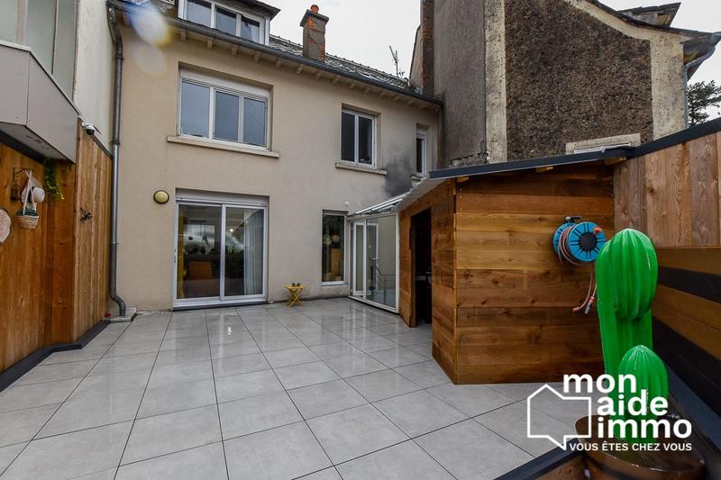 Maison - 189 m² - 6 pièces