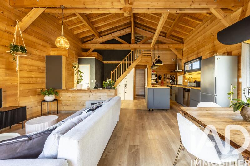 Maison - 96 m² - 3 pièces