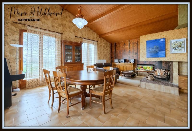 Maison - 104 m² - 5 pièces