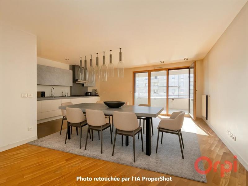 Appartement - 90 m² - 4 pièces