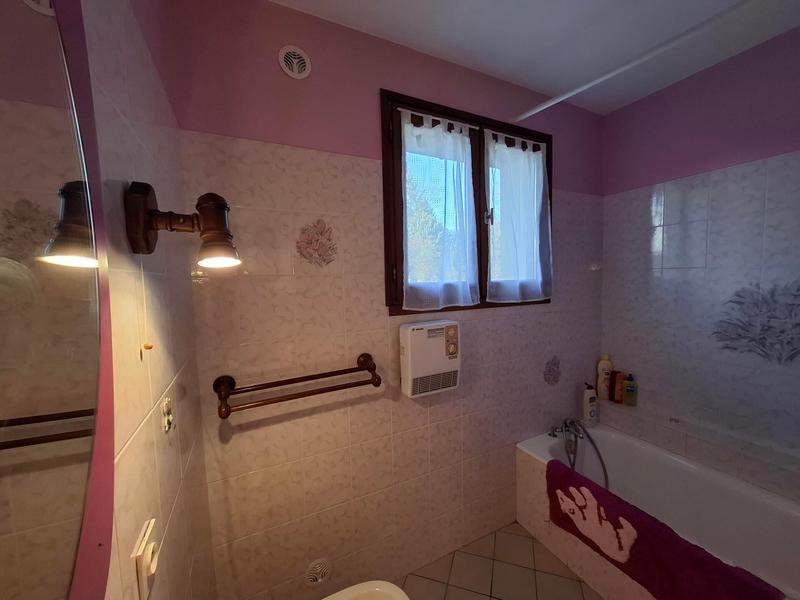 Maison - 184 m² - 7 pièces