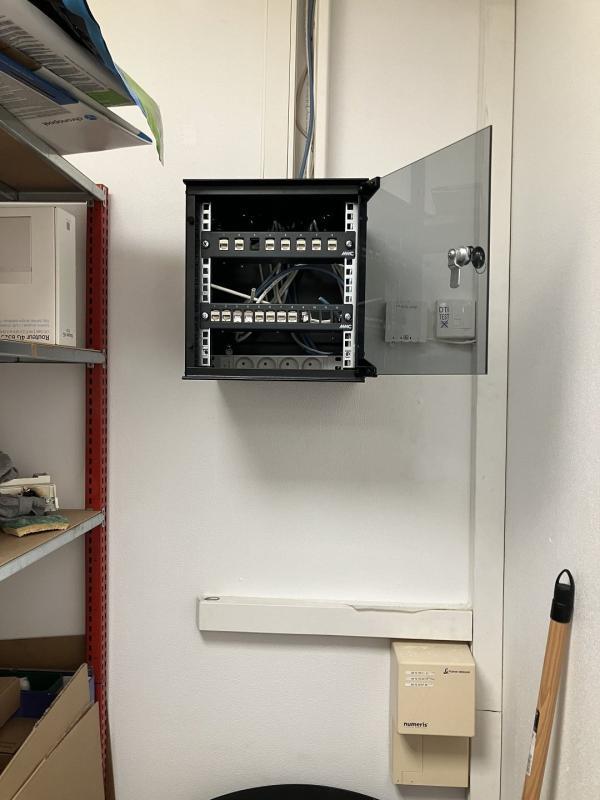 Bureau - 85 m² - 5 pièces