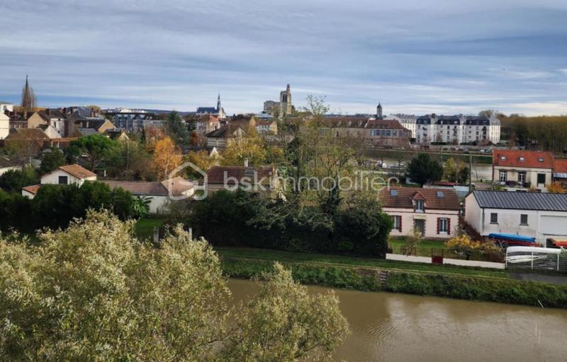 Appartement - 83 m² - 4 pièces