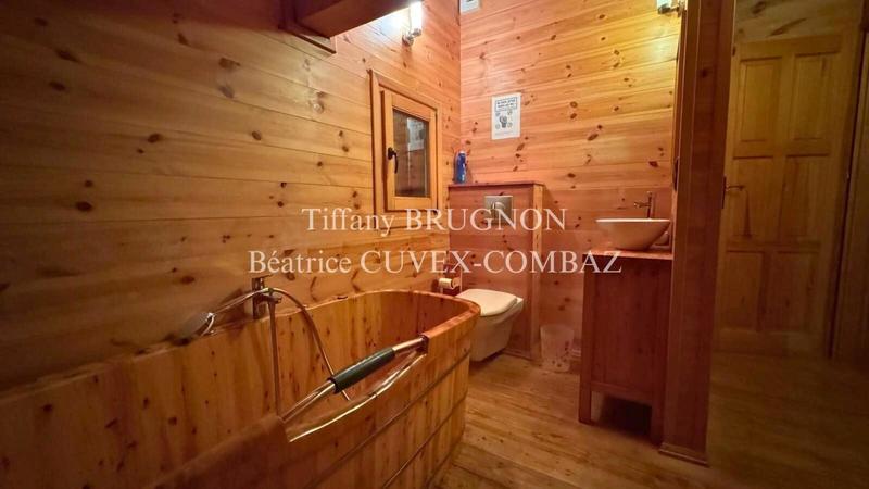 Châlet - 175 m² - 11 pièces