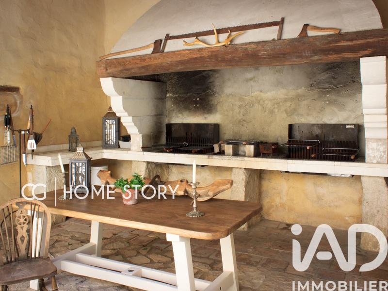 Maison - 788 m² - 18 pièces