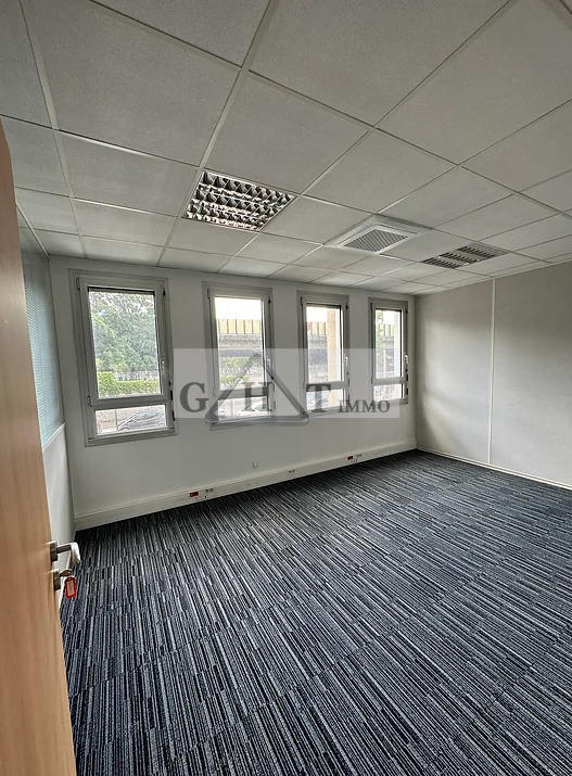 Bureau - 310 m²