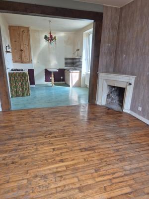 Maison - 210 m² - 9 pièces