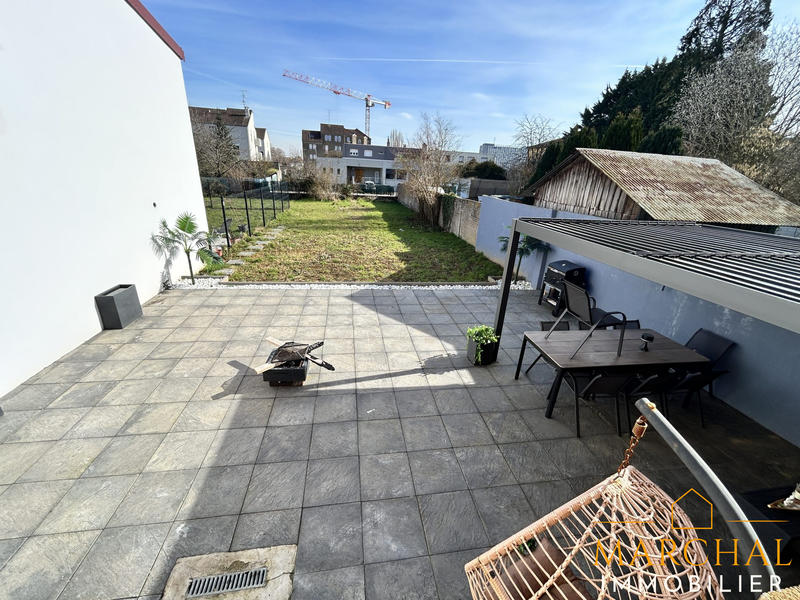 Maison - 120 m² - 4 pièces