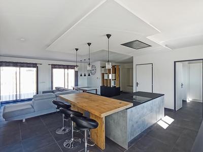 Maison - 195 m² - 6 pièces