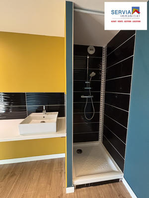 Local commercial - 46 m² - 3 pièces