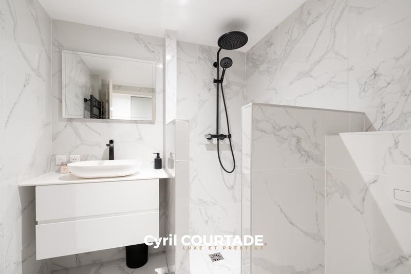 Appartement bourgeois - 130 m² - 4 pièces