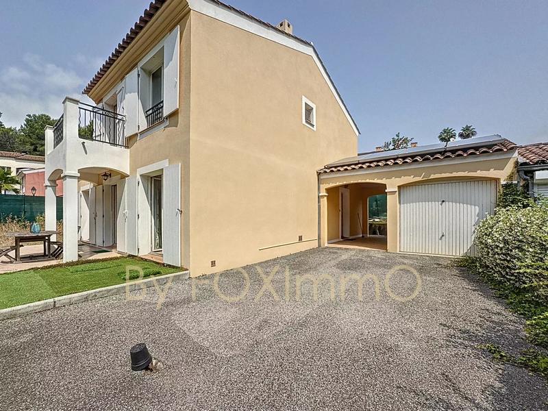 Maison - 138 m² - 5 pièces