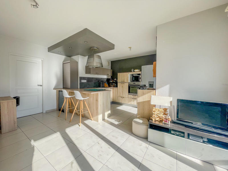 Appartement - 77 m² - 4 pièces