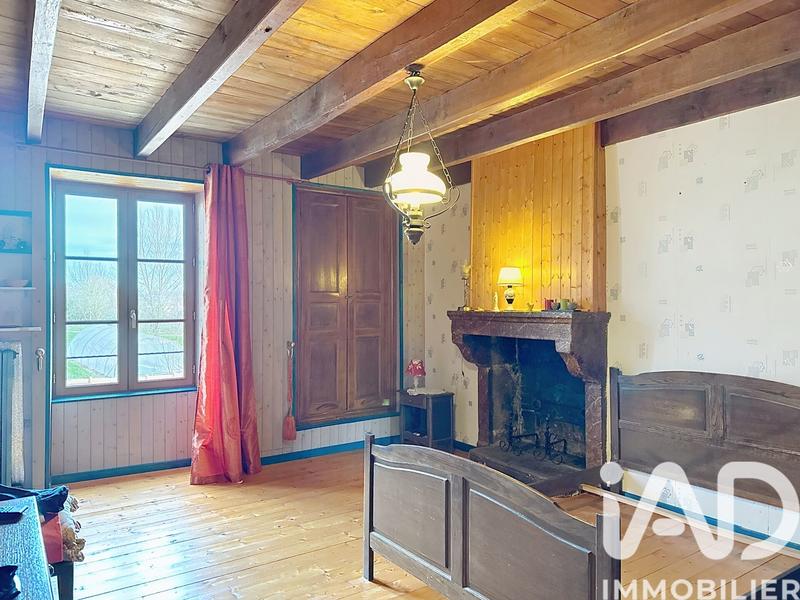 Maison de village - 250 m² - 6 pièces