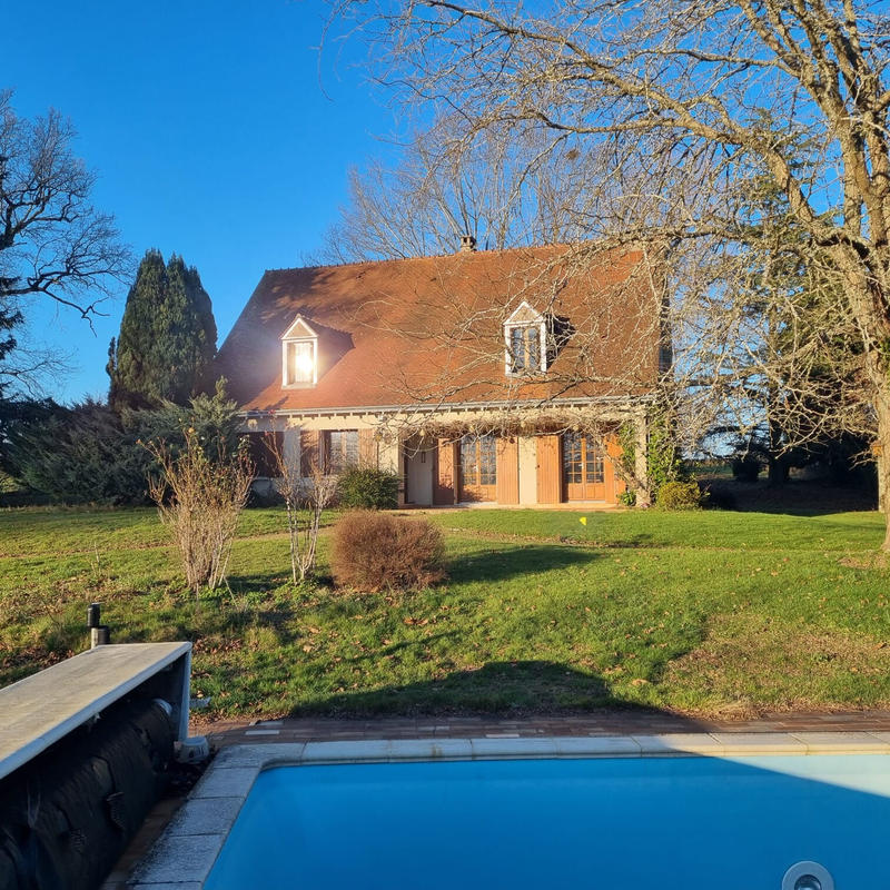 Maison - 155 m² - 5 pièces