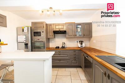 Maison - 140 m² - 6 pièces