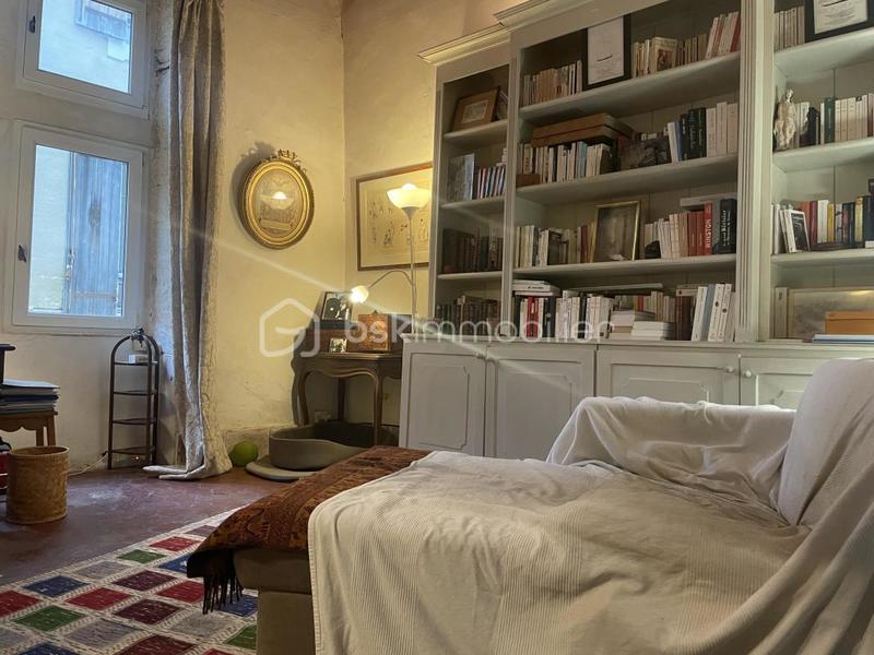 Demeure - 175 m² - 5 pièces