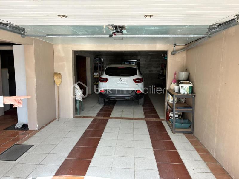 Maison traditionnelle - 145 m² - 8 pièces