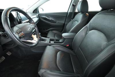 Hyundai i30 Fastback 1.4 t-GDi Executive Dct-7 140 ch